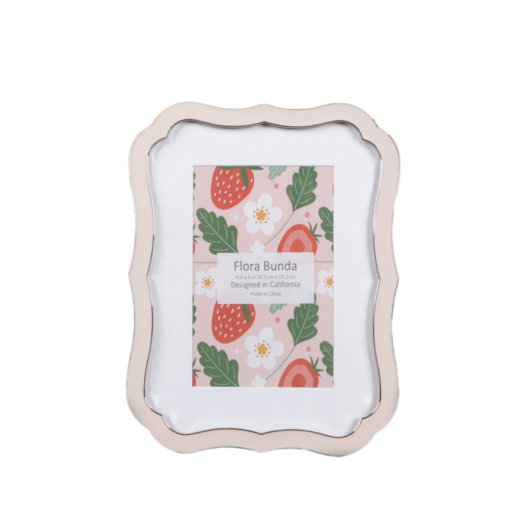 Scalloped Ceramic Picture Frame