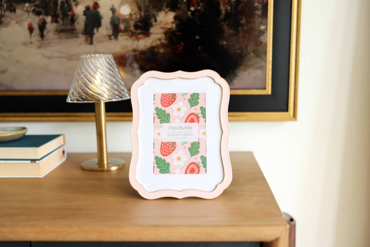 Scalloped Ceramic Picture Frame