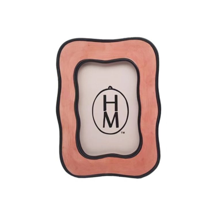 Scalloped Coral Stoneware 4x6 Photo Frame